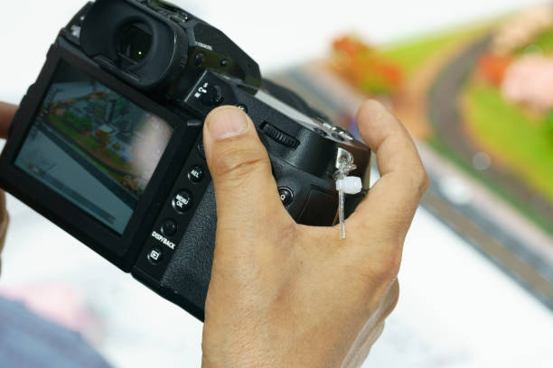 istock Photographer taking pictures 1500812974