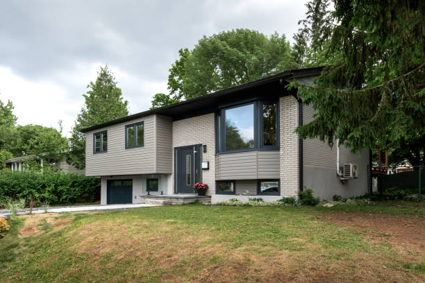 istock Luxury renovated modern house with backyard 1500891609