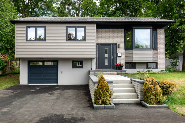 istock Luxury renovated modern house with backyard 1500891649