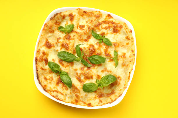 Fried pizza with mozzarella, ham and provola