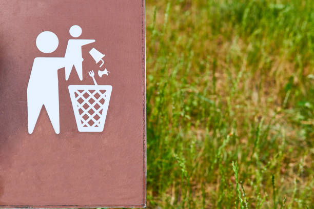 istock A poster calling for teaching children to throw garbage in designated places 1500903955
