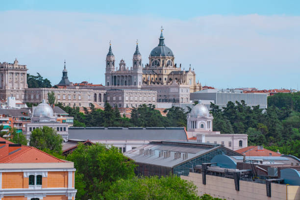 istock European Architecture in Spain 1501010056