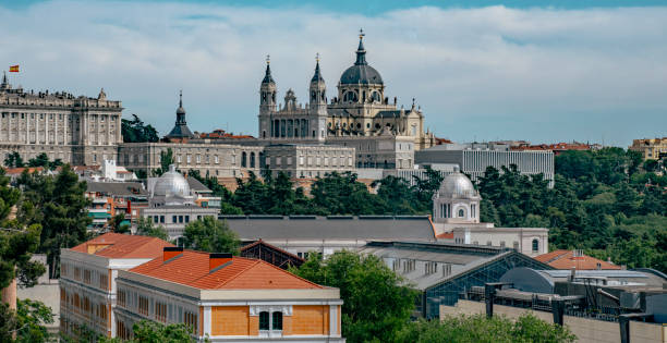 istock European Architecture in Spain 1501010061