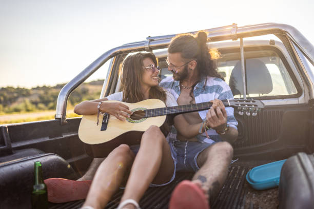 istock Couple on a summer road trip 1501035969