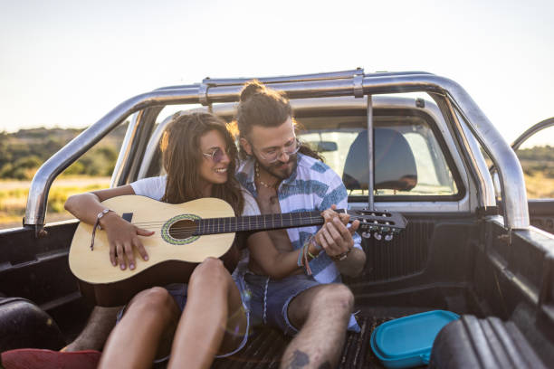 istock Couple on a summer road trip 1501036469