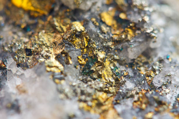 istock Ore close-up. Nugget. Crystals. Golden backgrounds. Gold 1501113482
