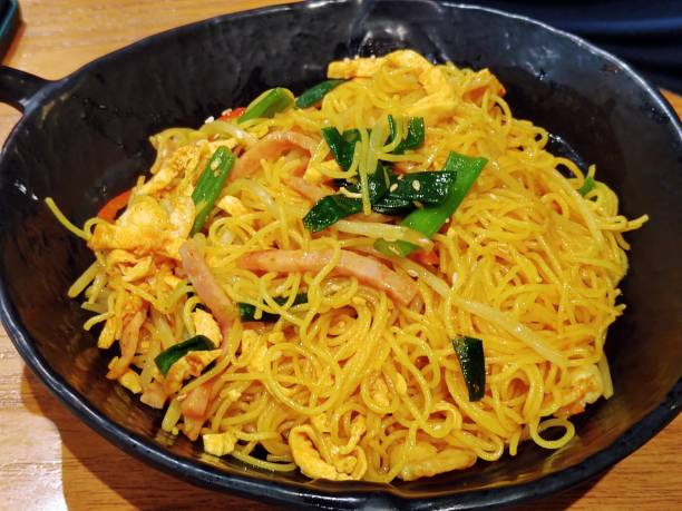 istock Singapore Stir Fried Rice Noodles 1501149694