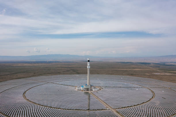 istock Solar thermal power plant 1501156625