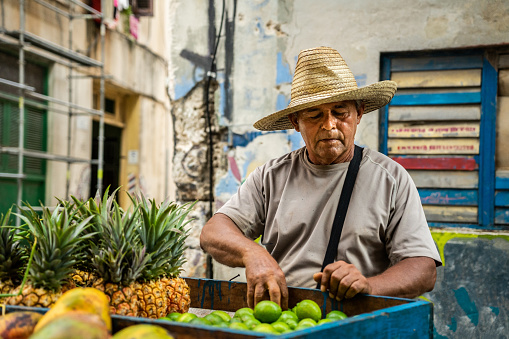Senior peddler man on the streets of La Havana