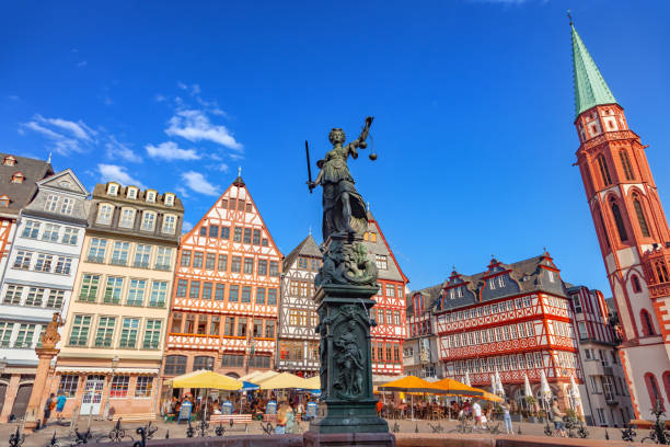 istock Old town square Romerberg in Frankfurt 1501201930