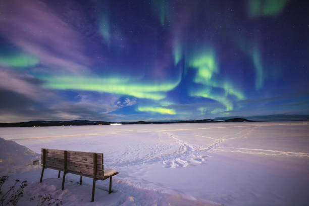 lights in the sky - aurora borealis aurora polaris lapland finland imagens e fotografias de stock