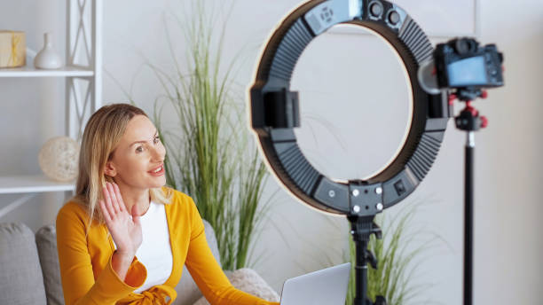istock Creating video content shooting vlog woman filming 1501242086