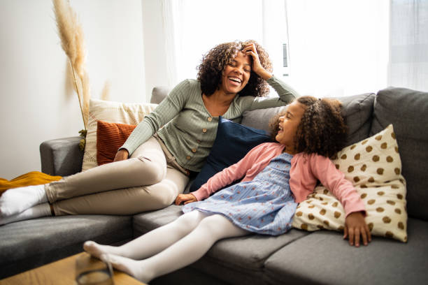 istock Mother and daughter at home talking 1501493785