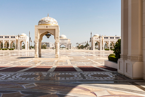 Abu Dhabi, UAE - 05.26.2023 - Shot of the plaza in the front of the Qasr Al Watan palace