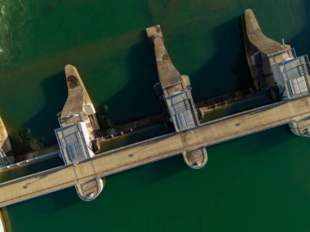 istock Aerial view of Hydroelectric Power 1501705746