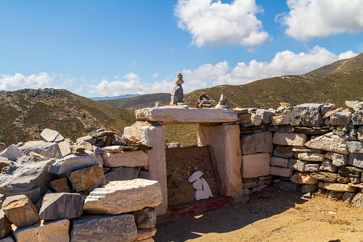 Homers Tomb is located in the northern part of Ios Island, near the beach of Plakotos in the Cyclades.