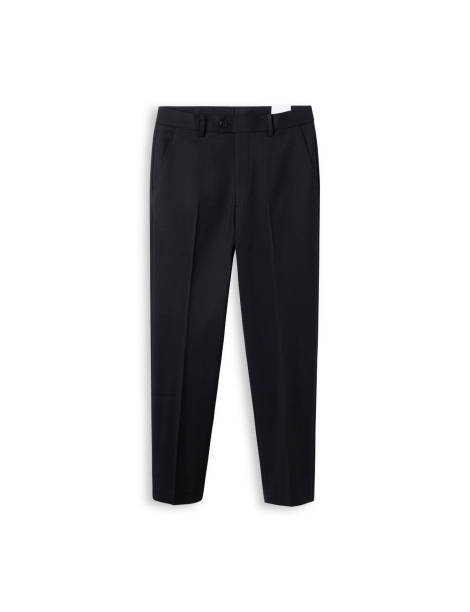 istock men's casual pants 1501755782