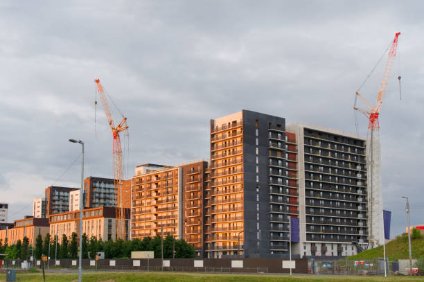 istock Modern high rise flats at new development in London 1501773817
