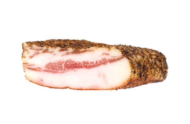 guanciale, carrillera de cerdo curada en seco aislada sobre fondo blanco - cheek lard fotografías e imágenes de stock