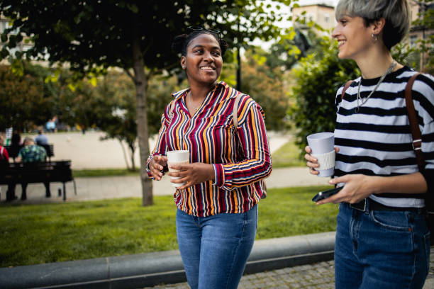 istock Two young women in the city 1501971212