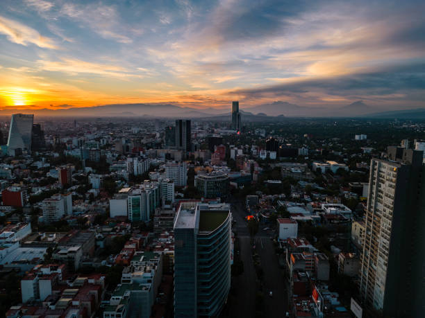 istock Cityscape at sunrise 1501986606