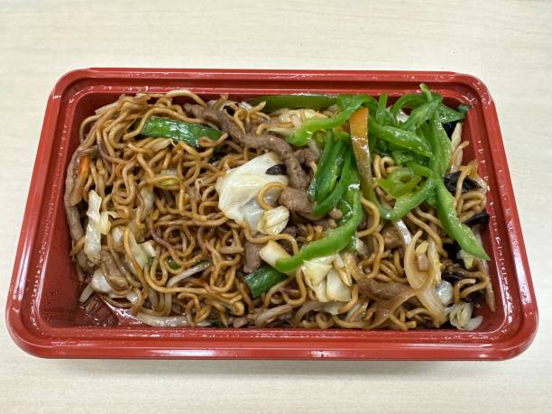 istock Yakisoba Noodle Bento 1502127869