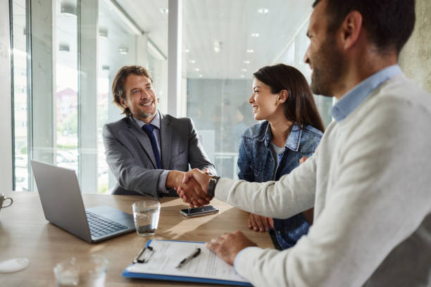 istock We have a deal! 1502210696