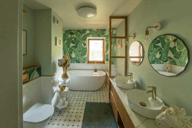 istock Luxurious stylish bathroom in a hotel room 1502219918