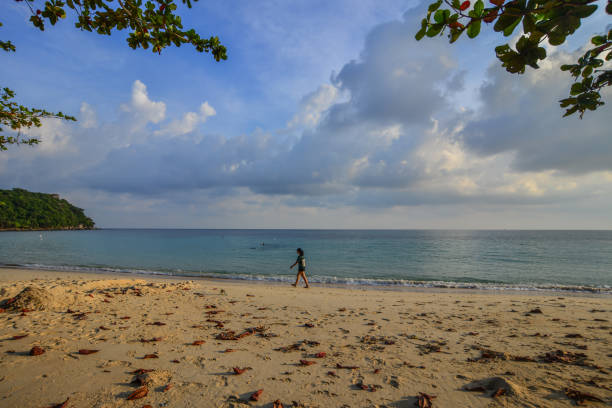 paisagem marítima da ilha de tho chau, vietnã - 7649 - fotografias e filmes do acervo