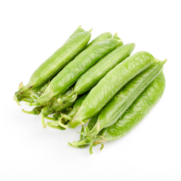 fresh green pea pod with beans isolated on white background. - green pea pea pod salad legume imagens e fotografias de stock