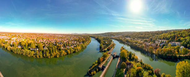 istock River The Seine in the Paris region 1502429925