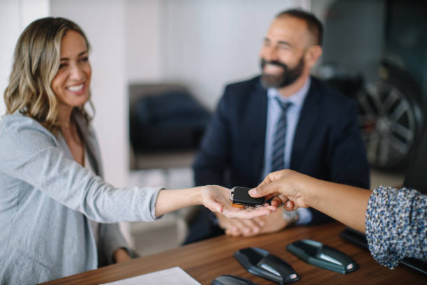 istock closing the car purchase deal 1502568734