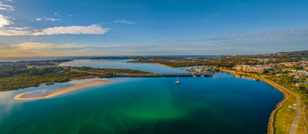 istock Swansea, NSW - Exploring the waterways 1502578878