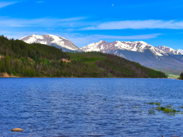 istock Water's Edge of Lake Dillon 1502677889