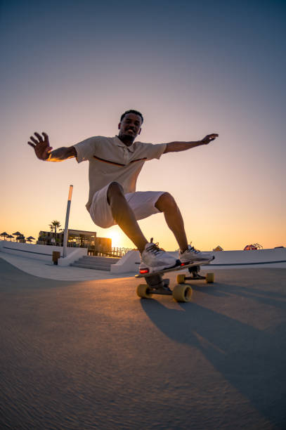 istock Surf skater training surfing moves 1502693179