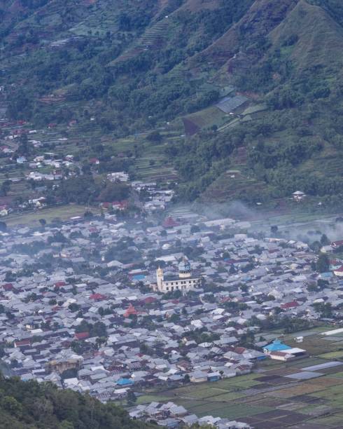 istock The peak of Selong Sembalun Hill 1502753454