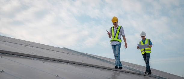 istock Service engineer checking solar cell on the roof for maintenance if there is a damaged part. Engineer worker install solar panel. Clean energy concept. 1502753945