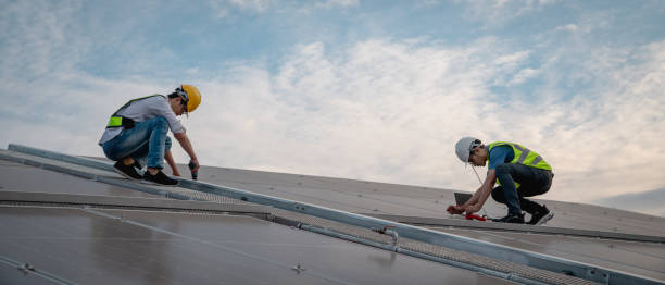 istock Service engineer checking solar cell on the roof for maintenance if there is a damaged part. Engineer worker install solar panel. Clean energy concept. 1502753968