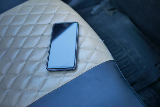 istock forget smartphone on car sit, lost smart phone 1502798140