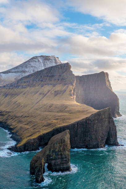 istock Drangarnir, Vagar, Faroe Islands 1502799594