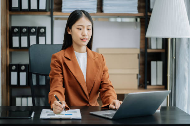 istock Businesswoman analyzing business enterprise data management, business analytics with charts, Marketing, Financial, Analyst, Business growth chart. 1502838198