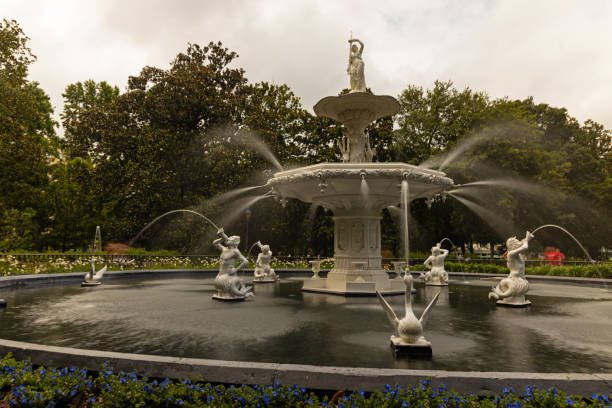 istock Forsyth Park Fountain in Savannah 1502922009