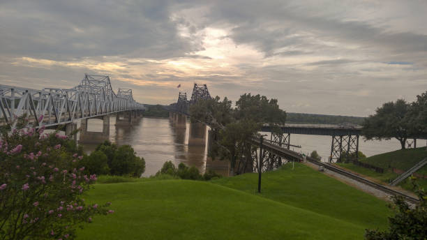 istock Vicksburg Bridge Mississippi River 1502963565