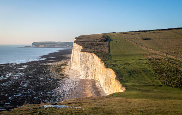 istock Side view of England Seven Sisters before sunset 1502995025