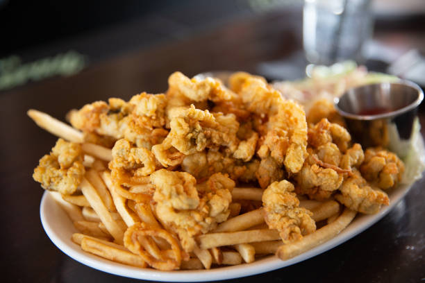 istock Fried calamari and Fries 1503038969