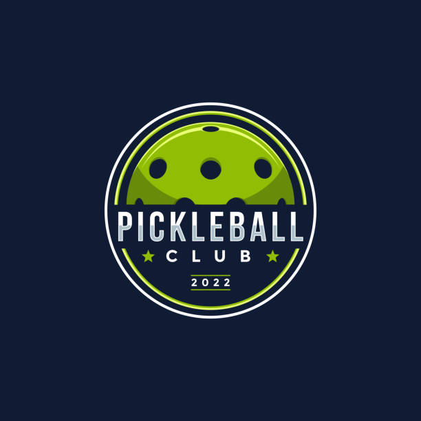 emblemat odznaki grafika wektorowa projektu logo klubu pickleball na ciemnym tle - pickleball stock illustrations