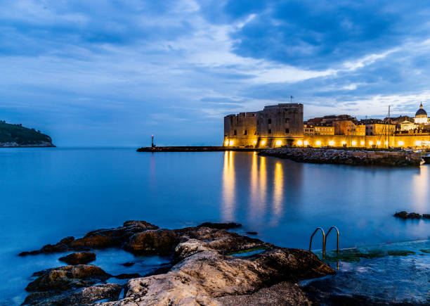 istock The Old Town Harbour In Dubrovnik, Croatia At Night 1503360492