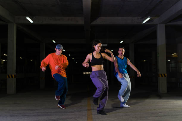istock Group of street performers dancing a modern cool dance 1503409846