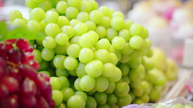 Green grape on shelf at fresh market