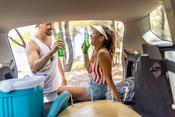 istock Happy couple on a summer trip 1503443462